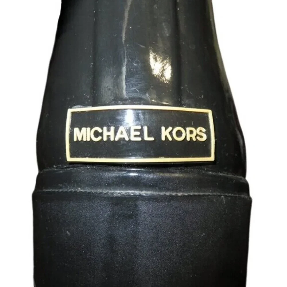 Michael Kors super cute